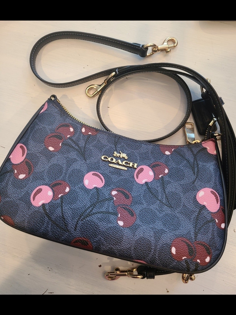 Coach teri shoulder bag in signature canvas with cherries (cy694)
